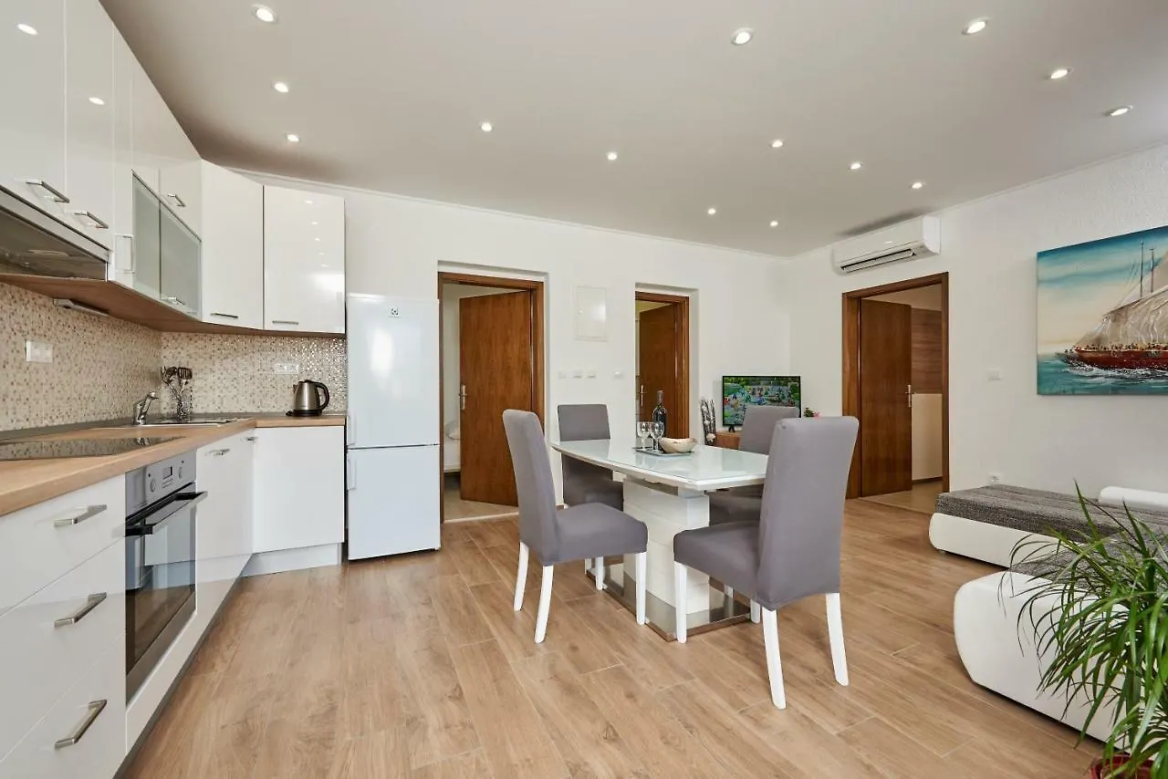 Apartman Marija Trogir 0*,